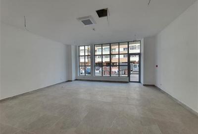 Spatiu comercial 54 mp de inchiriat, in cartier rezidential Bacovia - 4