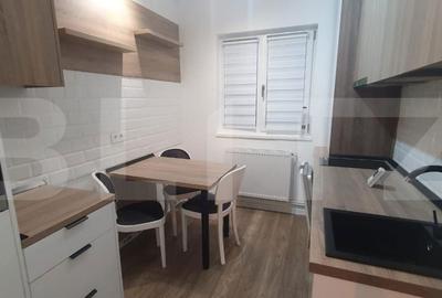 Apartament cu 4 camere decomandat în 1 Mai - 7