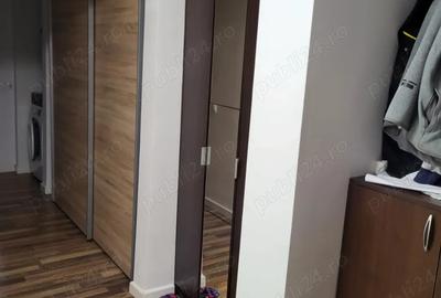 Apartament cu 3 camere decomandat în Central - 1