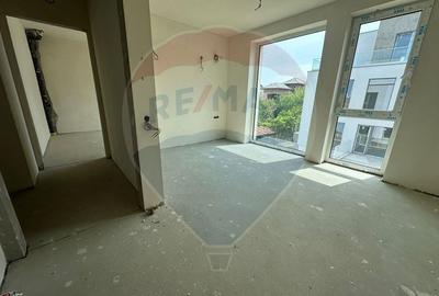 Duplex cu 5 camere cu Teren 278 Mp în Andrei Mureșanu - 3