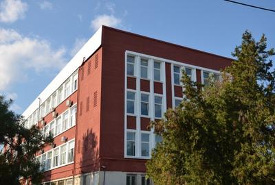 Cladire de birouri la 50 de metri de metrou, langa hala Laminor! - 2