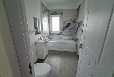 Casă cu 4 camere cu Teren 500 Mp în Domnești - 2