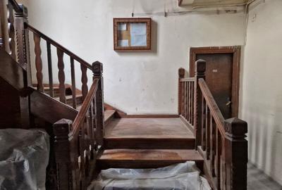 Apartament + garaj - ASE - Curte - 1