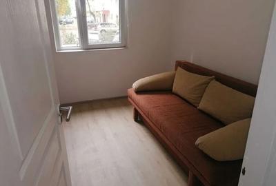 Garsonieră semidecomandată, mobilată în Buziașului