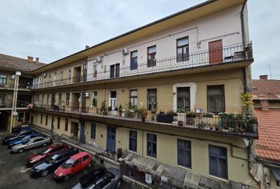 Apartament 3 camere, Cladire Interbelica, 95 mp, Piata Avram Iancu - 5