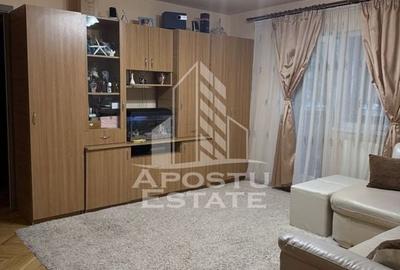 Apartament cu 2 camere, etaj 3, centrala proprie, zona Dambovita Apartament cu 2 camere, etaj 3, centrala proprie, zona Dambovita - 1