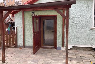 Casa 3 camere, recomandata:centru servicii cabinet birouri, Central, Sfantu Gheorghe - 9