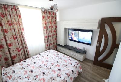 Ap. 3dec. Micro 17, etaj 3, renovat, mobilat si utilat - 13