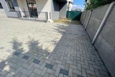 Decomandat. Bucatarie inchisa.Gradina proprie. FINALIZAT. Doua locuri de parcare - 12