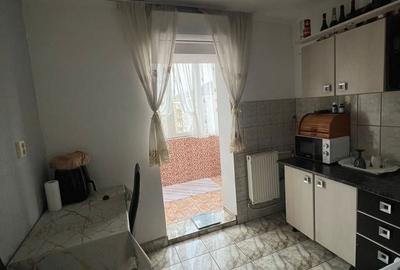 Apartament cu 2 camere decomandat în Central - 3