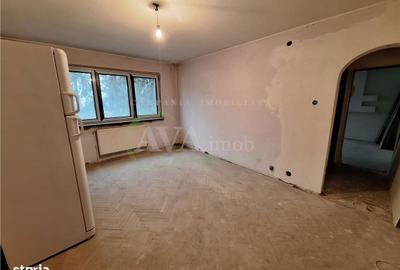Apartament cu 3 camere semidecomandat în Mioriței - 5
