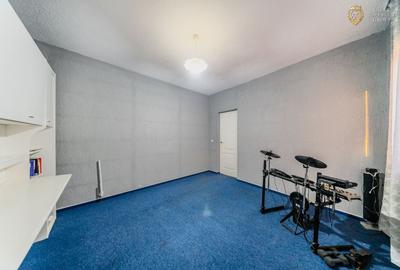 Casă individuală cu 7 camere cu Canalizare în Central - 12