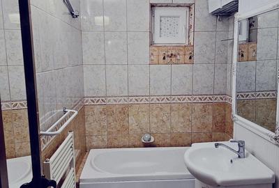 Apartament cu 3 camere decomandat în Central - 2