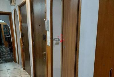 Apartament cu 4 camere semidecomandat, mobilat în Titan - 7