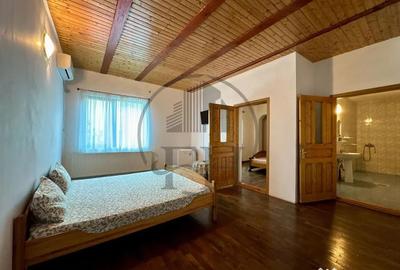 Casă cu 8 camere cu Teren 627 Mp în Nord - 10
