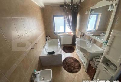 Casa de vanzare 6 camere LUX , 220 mp , Sacele zona Bunloc - 8