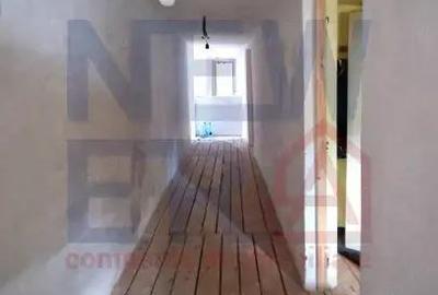 Casa in zona Andronache 120 mp utili, 5 camere, curte libera de 30 mp - 2