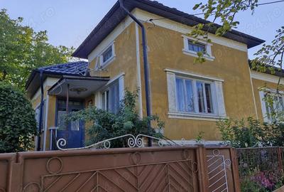 Casă cu 3 camere cu Teren 2400 Mp în Budacu de Jos - 1