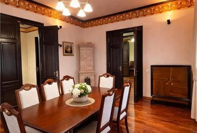 Apartament cu 3 camere decomandat în Noua - 1