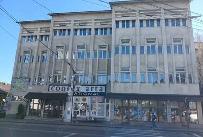 Spațiu comercial, de 1,800 mp, în Târgu Neamț - 1