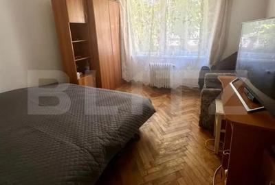 Apartament cu 3 camere decomandat în Central - 1
