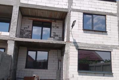 Casă cu Teren 250 Mp în Central - 3