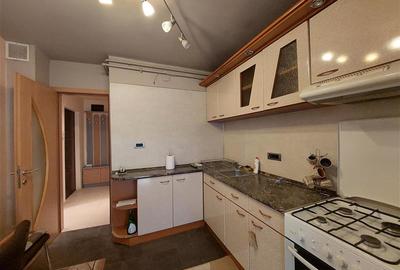 Apartament cu 3 camere decomandat în Aurel Vlaicu - 4