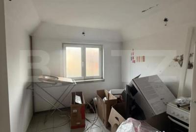 Casă cu 6 camere cu Teren 250 Mp în Bereasca - 2