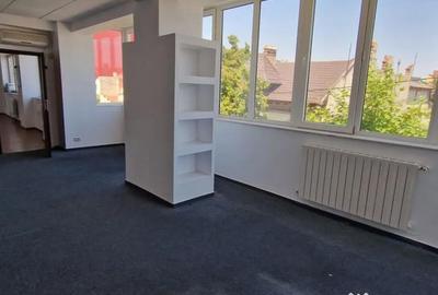 Casă cu 5 camere cu Canalizare în Tomis II - 6