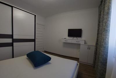 Apartament cu 2 camere semidecomandat, mobilat în Far - 14