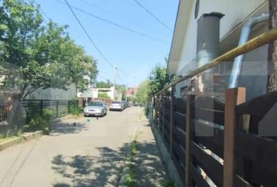 Casă cu 3 camere cu Teren 253 Mp în Sărărie - 2
