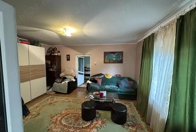 Casă cu 3 camere cu Teren 380 Mp în Central - 3