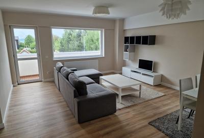 De inchiriat apartament 2 camere decomandate Zamca