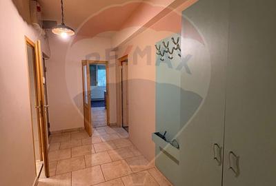 Apartament cu 3 camere decomandat, mobilat în Romanilor - 9
