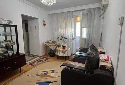 Apartament cu 4 camere semidecomandat în Viziru 1 - 2