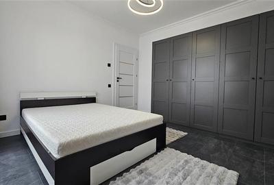 Apartament cu 3 camere semidecomandat, mobilat în Între Lacuri - 2