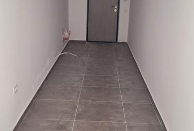 Apartament cu 3 camere decomandat în Central - 4
