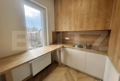 Spațiu comercial, de 20 mp, în Central - 9