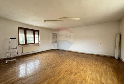 Casă individuală cu 4 camere cu Teren 457 Mp în Central - 8