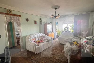 Apartament ultra-central, perfect pentru reamenajare dupa p - 1