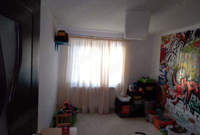 Casă cu 6 camere în Zărnești - 1