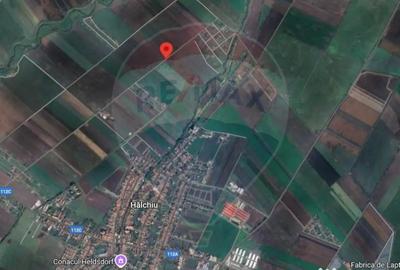 Teren de 10875 mp, în Hălchiu