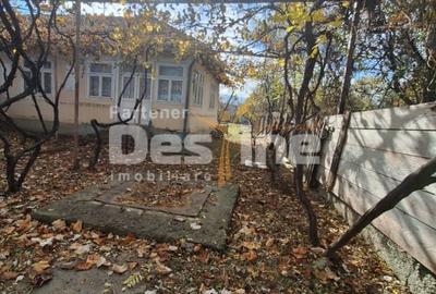 Casă individuală cu 2 camere cu Canalizare în Comănești - 2