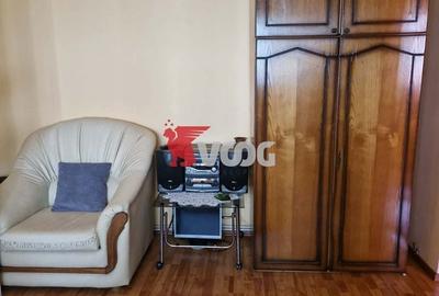 Apartament cu 3 camere decomandat în Central - 3