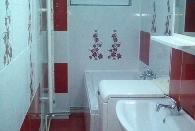 Garsonieră decomandată în Titan