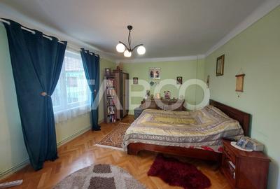 Casa de vanzare zona Calea Poplacii teren 950 mp si deschidere 21 m - 10