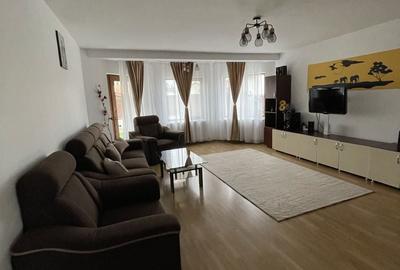Casă cu 4 camere în Sânmihaiu Român - 2