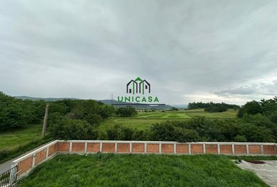 Casă individuală cu 8 camere cu Teren 2000 Mp în Români - 19