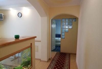 Apartament cu 2 camere decomandat în Central - 1