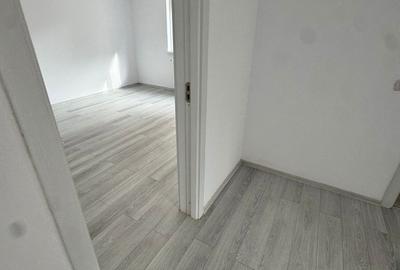 Apartament cu 3 camere semidecomandat în Brătuleni - 3